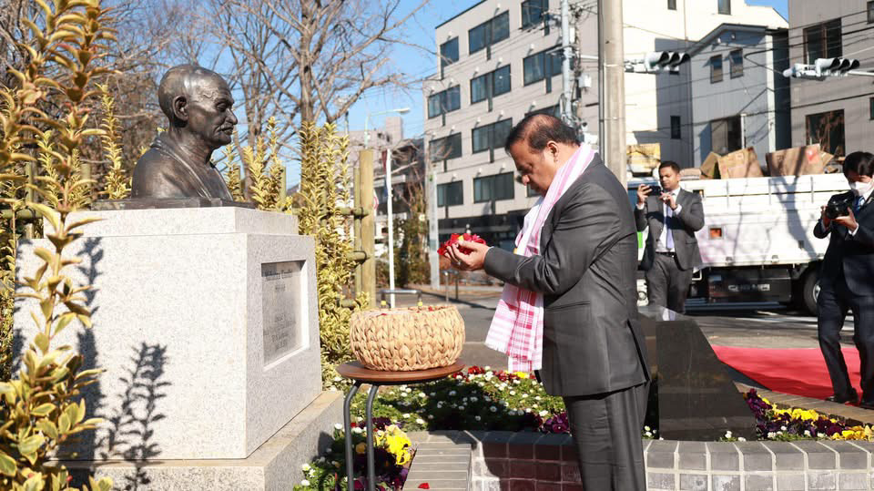 Assam CM Himanta Biswa Sarma Pays Tribute to Mahatma Gandhi in Tokyo