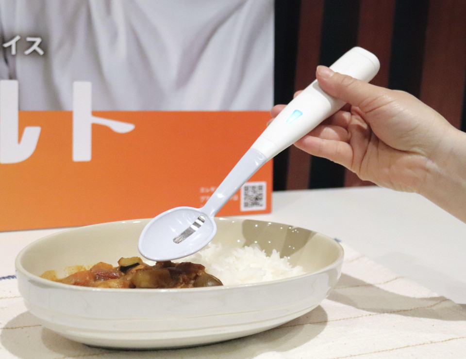 Kirin Launches Electric Salt Spoon to Help Reduce Salt Intake in Japan