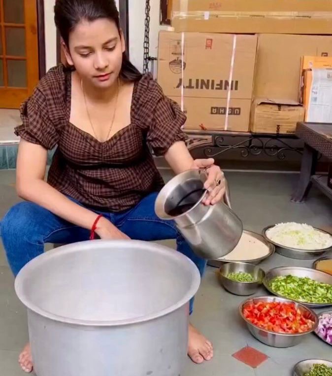 65b21bb0 6089 491a 87d8 dc130885e83c