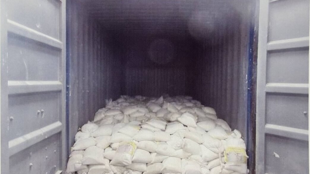 45257e2e 298d 4363 ada8 fb55e5fc02c8